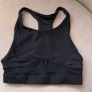 ALO Yoga Classic Black Sports Bra with Mesh